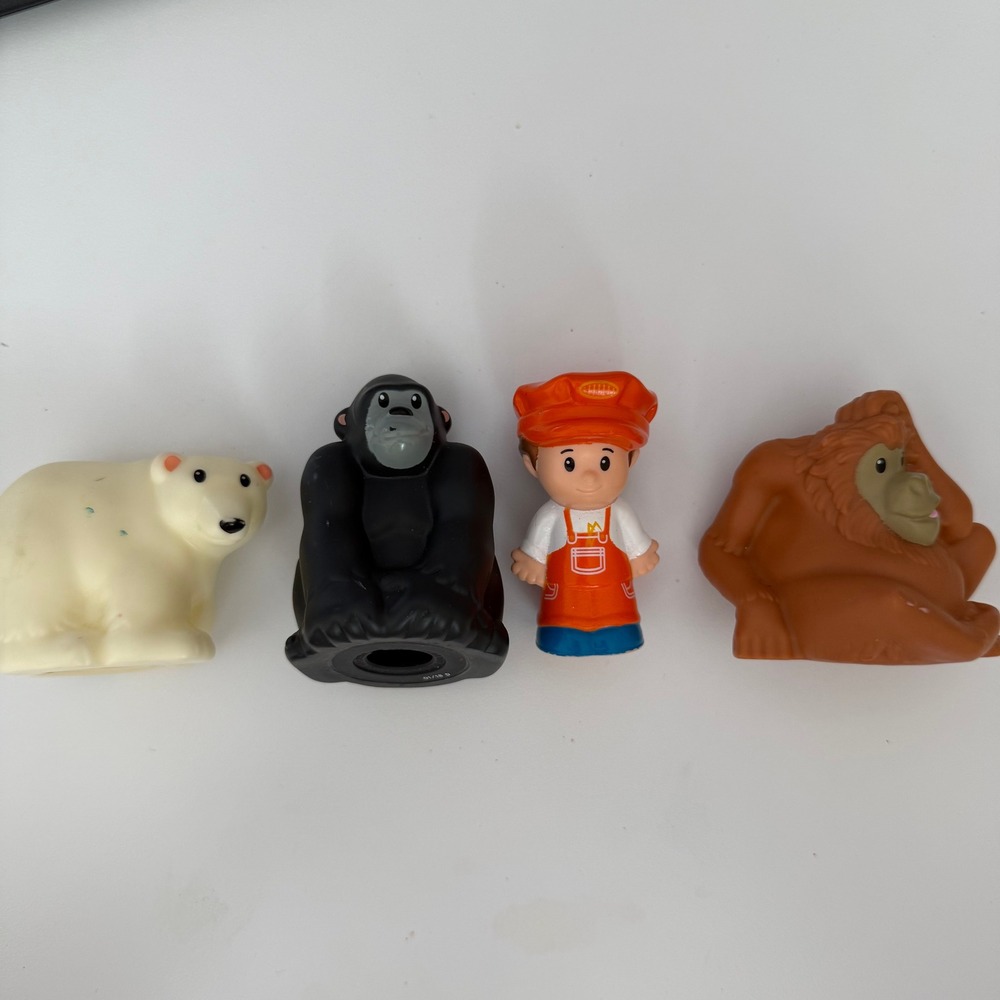 Fisher Price Little People Zoo Animals Gorilla Polar Bear Zookeeper Lot